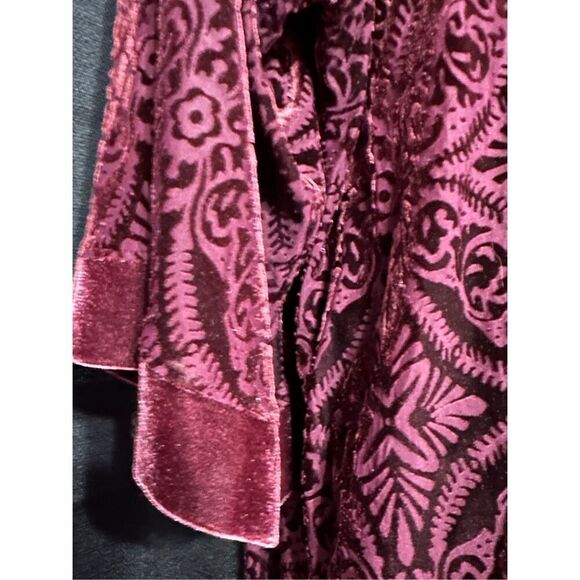 BEAUTIFUL 2 piece Women SOMA SPAGHETTI STRAP TOP BLOUSE WITH SOMA Burnout Print - Picture 8 of 16